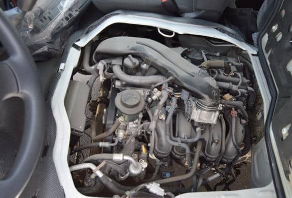 2024 TOYOTA HIACE VAN HIGH ROOF - Image 2