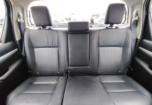 2022 TOYOTA HILUX 2.4 REVO DOUBLE CAB - Image 6