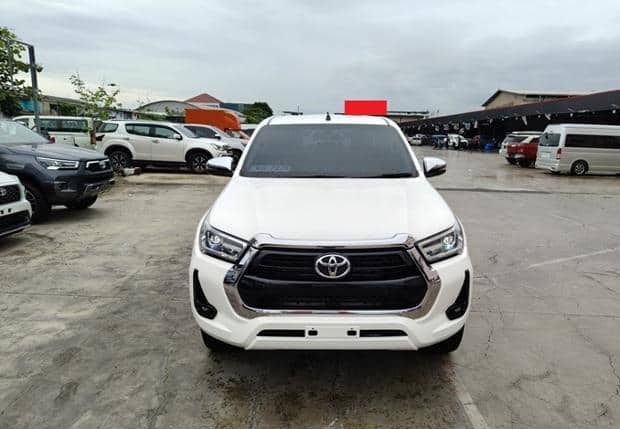 2022 TOYOTA HILUX 2.4 REVO DOUBLE CAB - Image 7