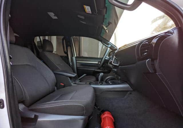 2024 TOYOTA HILUX 4.0L PETROL ENGINE | 4 X 4 - Image 6