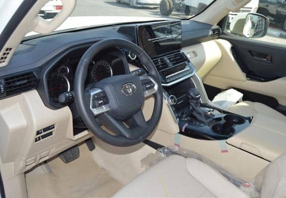 2024 TOYOTA LAND CRUISER GX.R FULL OPTION - Image 7