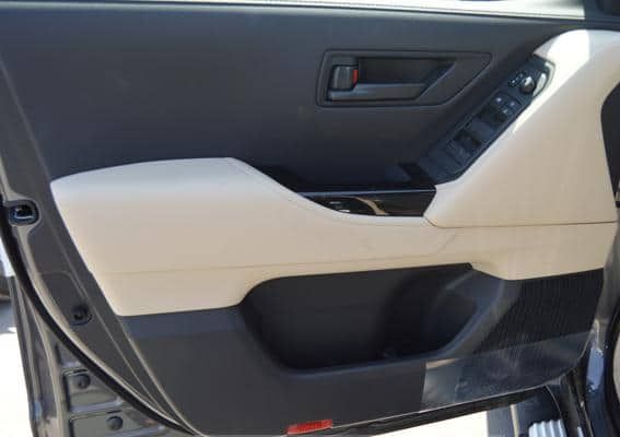 2025 TOYOTA LAND CRUISER GX.R FULL OPTION - Image 3